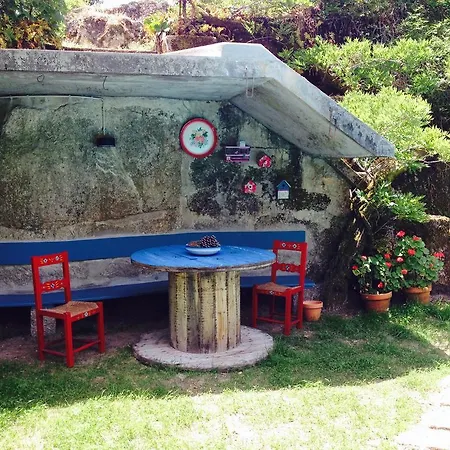 Casa De Cabanelas * Bustelo (Penafiel)